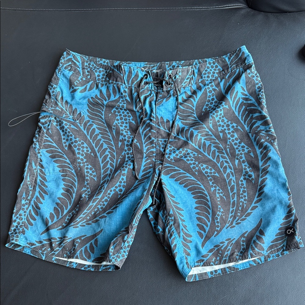 Outerknown Tropical Blue and Black Board Shorts Men’s 32